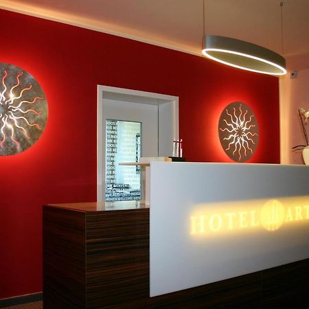 Business-Hotel Artes Кемниц Екстериор снимка