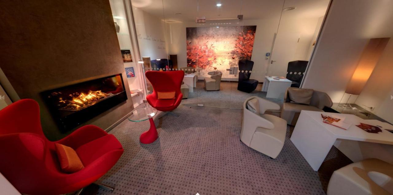 Business-Hotel Artes Кемниц Екстериор снимка